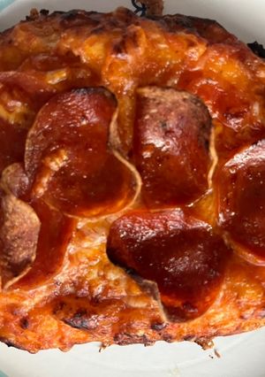 A picture of Air Fryer Mini Pizza.
