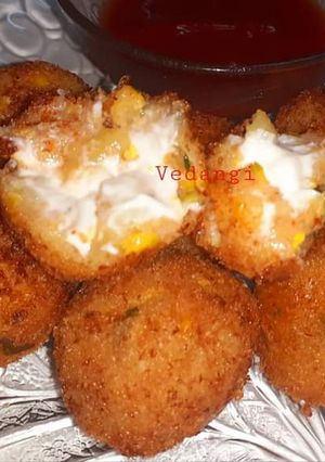 A picture of Potato Corn Balls.😋😋😋.