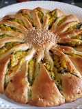 Stuffed sunflower bread