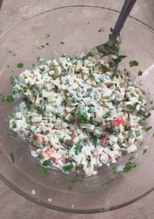 Una foto de Ensalada de surimi