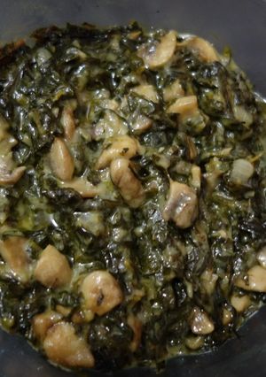 A picture of Mushroom Spinach.