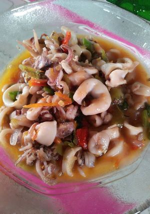 Foto resep Tumis cumi pedasss😍