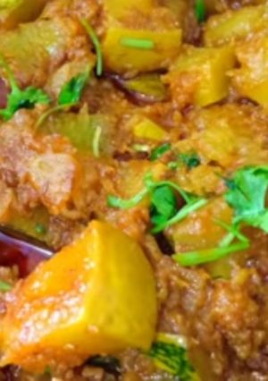 कद्दू की सब्जी (kaddu Ki sabzi recipe in Hindi) रेसिपी मुख्य फोटो
