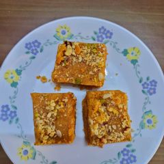 A picture of Alfonso mango burfi.