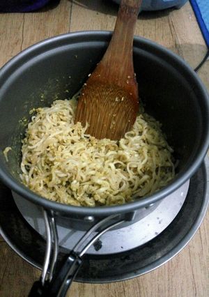 Foto resep /*Martabak Mi*/ Mi Goreng Telur