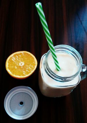 A picture of Banana Smoothie with Sweet lime.