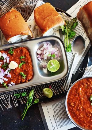 A picture of Oats Pav Bhaji.