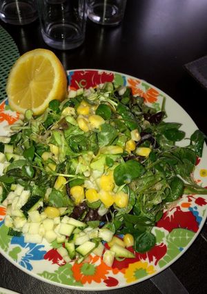 Una foto de Ensalada verde Gourmet