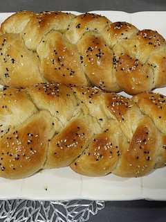 Una foto de Pan Jalá o challah