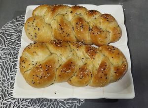 Una foto de Pan Jalá o challah