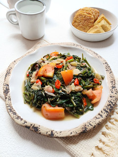 Foto resep Tumis Kangkung Sambal Embe