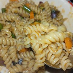 A picture of Macaroni Jollof.