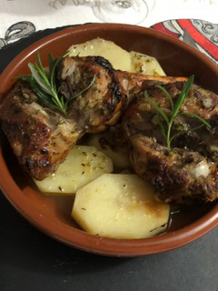 Una foto de Pierna de cabrito al horno