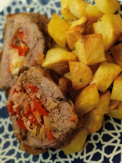 Una foto de Colita de cuadril rellena con papas