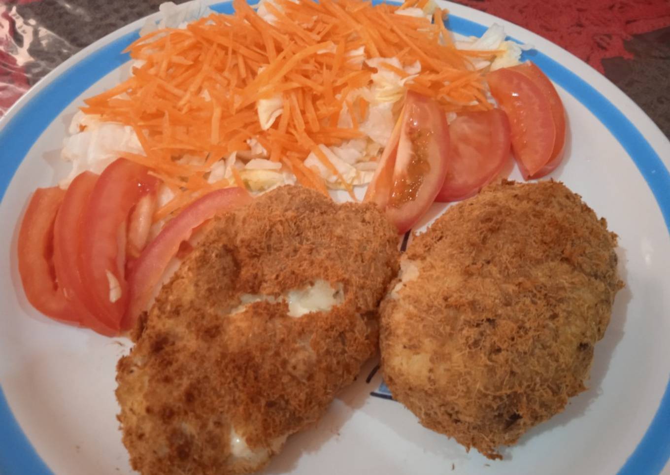 Papas rellenas revolcadas en machaca, fritas en horno freidora