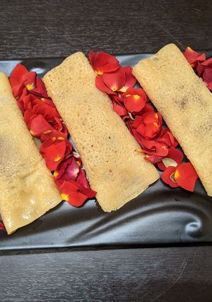 নলেন গুড়ের পাটিসাপটা (nolen gurer patisapta recipe in Bengali) রেসিপির প্রধান ছবি