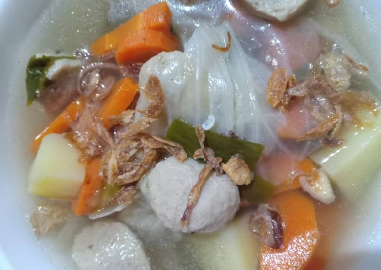 Langkah Mudah Menyiapkan Sop sayur&amp;baso #SiapRamadhan Yang Enak