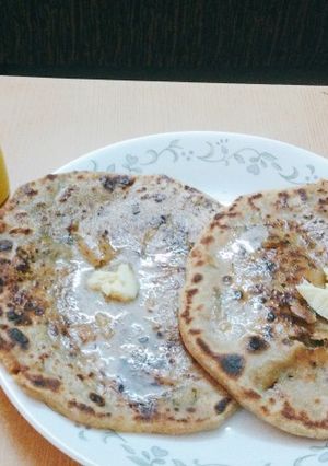 A picture of Reddish/Mooli Paratha.