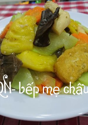 Hình của món Xào chay thập cẩm.