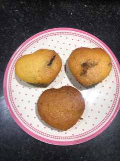 Una foto de Muffins en Licuadora de Naranja, mandarina y chocolate/ nutella🍊🧁🍫