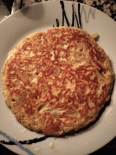 Una foto de Tortilla de patata con un toque de emmental
