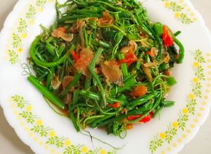 Foto resep Tumis Pucuk Daun Labu Siam