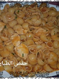 صورة لوصفة مكرونه بالدجاج