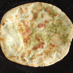 A picture of Green peas paratha.