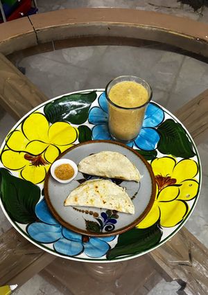Una foto de QUESADILLAS DE CAZÓN: ANTOJITO MEXICANO