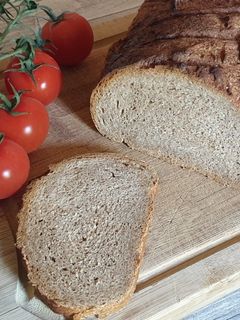 IR barát teljes kiőrlésű zürichi kenyér recept fotója