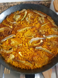 Una foto de Arroz con boquerón
