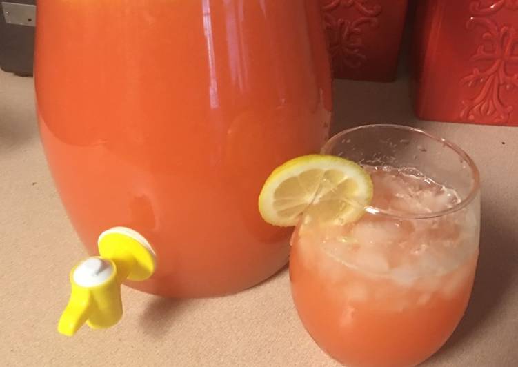 Recipe of Speedy Peach &amp; raspberry lemonade punch