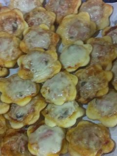 صورة لوصفة بيتزا الوردات
