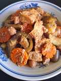 Đậu hũ kho cà tím, cà rốt (món chay)