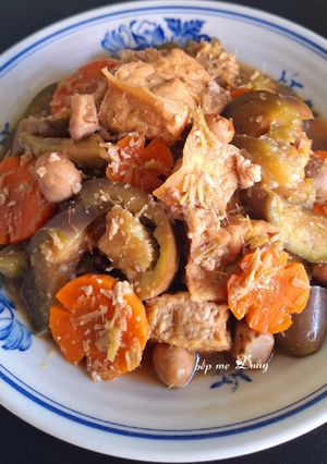 Hình của món Đậu hũ kho cà tím, cà rốt (món chay).