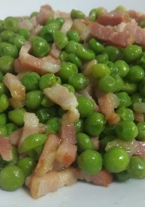 Foto principal de Guisantes con bacon