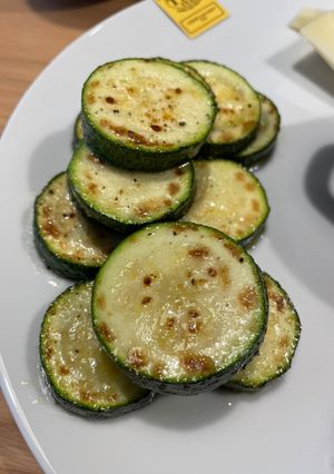 香煎櫛瓜-簡單快速料理 的食譜成品照片