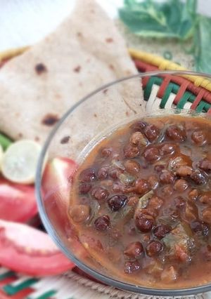A picture of Black Chickpea Curry.