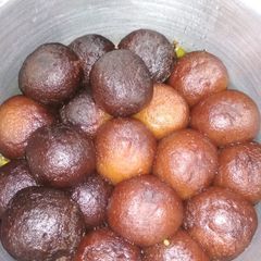 Gulab jamun A picture of Gulab jamun.