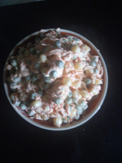 A picture of Peas and maize salad.