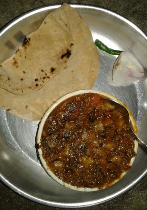 A picture of Aaloo dum.
