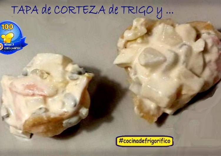 Tapa de Corteza de trigo con ensaladilla