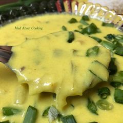 A picture of Payaz Ki Kadhi – Spring Onions Curd Based Curry – Perfect Lunch Recipe.