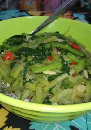 Foto resep Tumis kangkung labu Siam saos teriyaki