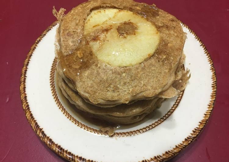 Simple Way to Make Quick Vegan Apple Pancake