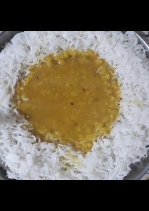अरहर की दाल और चावल (arhar ki dal aur chawal recipe in Hindi) रेसिपी मुख्य फोटो
