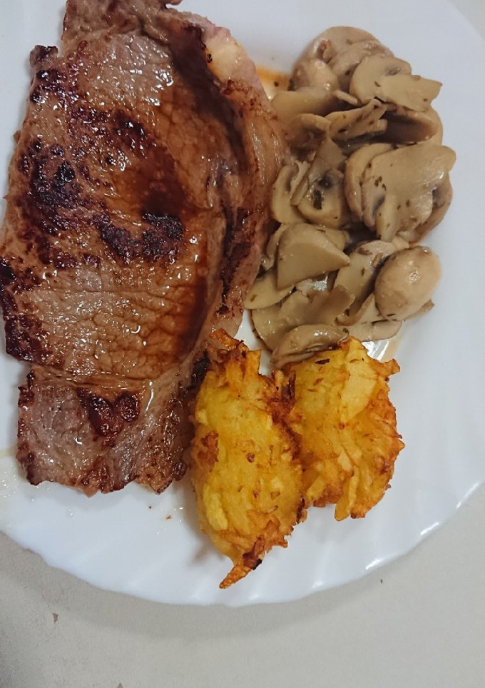 Una foto de Latkes de patatas
