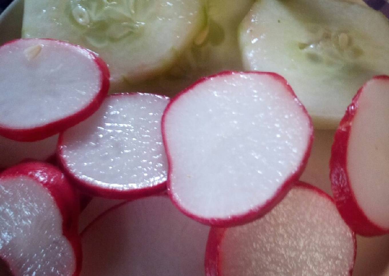 Ensalada de rábano y pepino