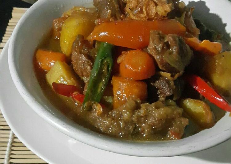 # 172 Semur daging sayur