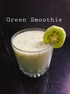 A picture of Green(kiwi) smoothie.